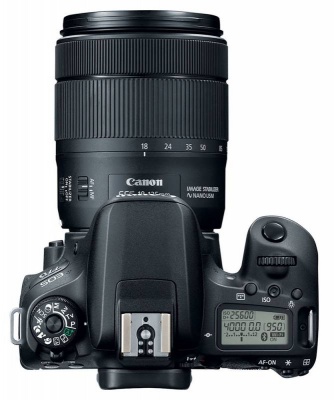 Зеркальный Фотоаппарат Canon EOS 77D черный 24.2Mpix EF-S 18-135mm f/3.5-5.6 IS USM 3" 1080p Full HD SDXC Li-ion