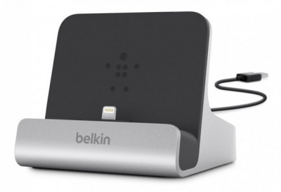 Автомобильный держатель Belkin Apple iPad Express Dock серебристый (F8J088bt)